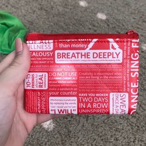 Lulu lemon credit card holder💘 (FINAL PRICE)